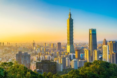 Güzel manzara ve cityscape taipei 101 bina ve günbatımı zaman şehir manzarası Tayvan mimarisinde