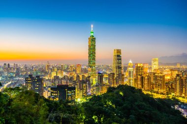 Güzel manzara ve cityscape taipei 101 yapı ve Mimarlık twilight ve gece Tayvan City