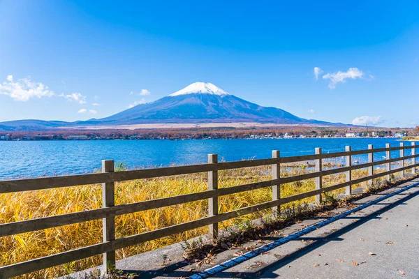 山富士山中湖日本各地の美しい風景 — ストック写真