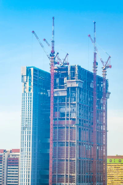 Gru Cantiere Esterno Con Cielo Blu — Foto Stock