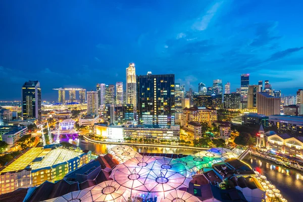 Beautiful Architecture Building Exterior Singapore City Skyline Twilight Night Time — Stock Photo, Image