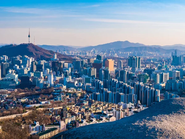 Hermoso Edificio Arquitectura Paisaje Urbano Con Torre Ciudad Seúl Corea — Foto de Stock