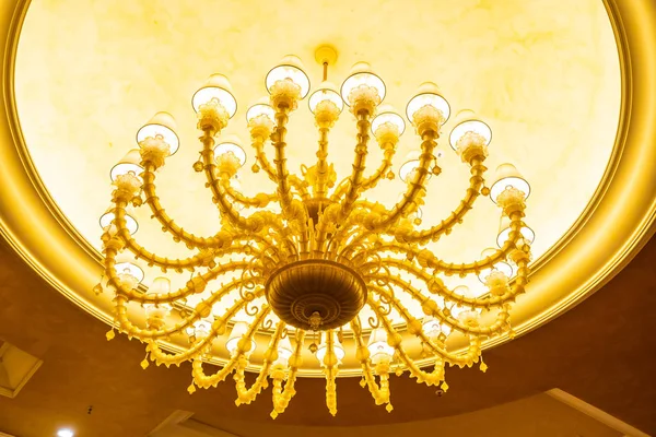 Krásný Luxusní Elektrický Strop Světlo Lampa Dekorace Interiér Místnosti Stock Fotografie