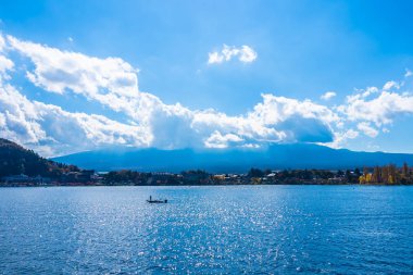 Göl kawaguchiko sonbahar sezonu Yamanashi Japonya etrafında güzel peyzaj