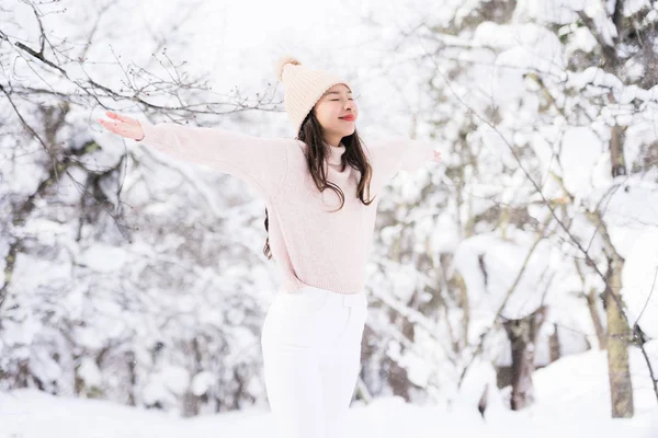 Portrait Young Beautiful Asian Woman Smile Happy Travel Enjoy Snow — Stock Photo, Image