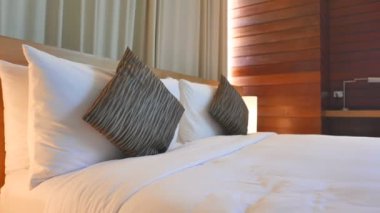 otel yatak odası lüks iç görüntüleri