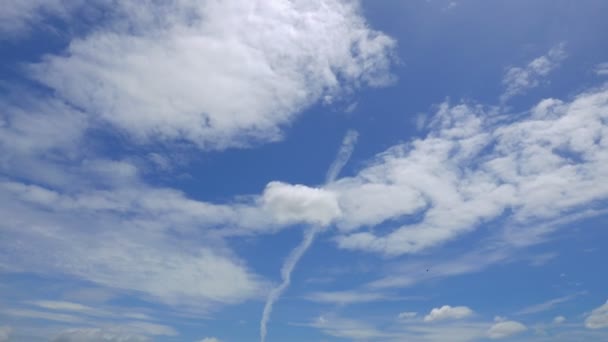 Bilder Vacker Himmel Med Rörliga Moln Tidsfördröjning — Stockvideo