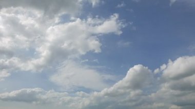 hareketli bulutlar ile güzel gökyüzü görüntüleri, zaman atlamalı