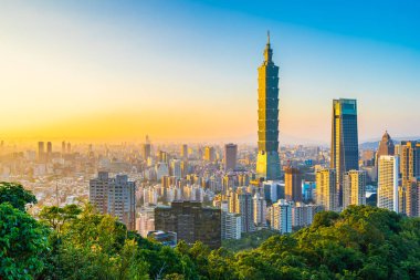 Güzel manzara ve cityscape taipei 101 bina ve günbatımı zaman şehir manzarası Tayvan mimarisinde