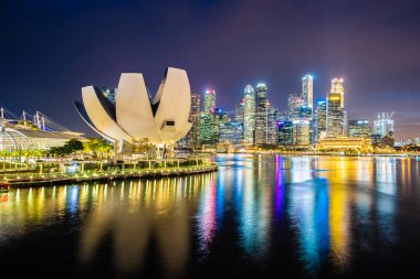 Gökdelen marina defne Singapur City çevresinde bina güzel mimari