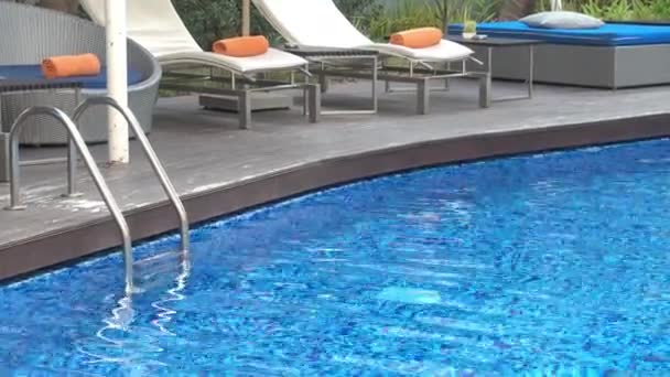 Imágenes Escénicas Piscina Complejo — Vídeo de stock