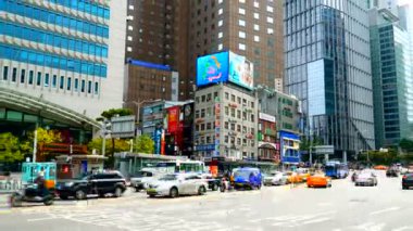 Asya şehrinde yol trafiğinin doğal zaman atlamalı görüntüleri