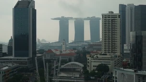 Imágenes Aéreas Edificios Modernos Alrededor Bahía Marina Ciudad Singapur — Vídeos de Stock