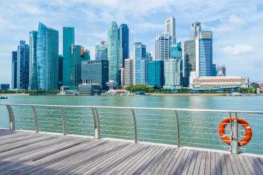 Singapur, 21 Ocak 2019: gökdelen marina defne Singapur City çevresinde bina güzel mimari