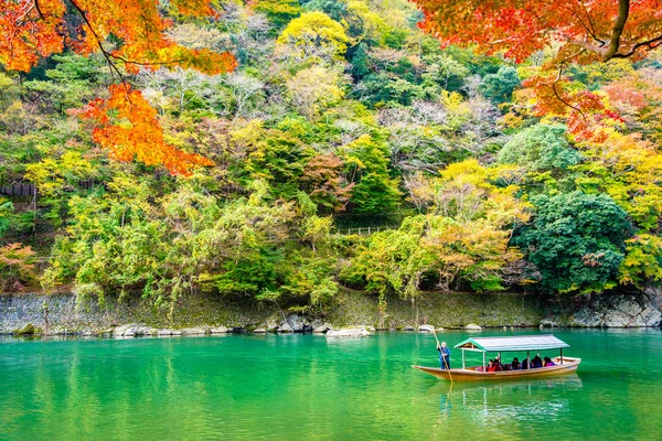 Belo Rio Arashiyama Com Árvore Folha Bordo Barco Torno Lago — Fotografia de Stock