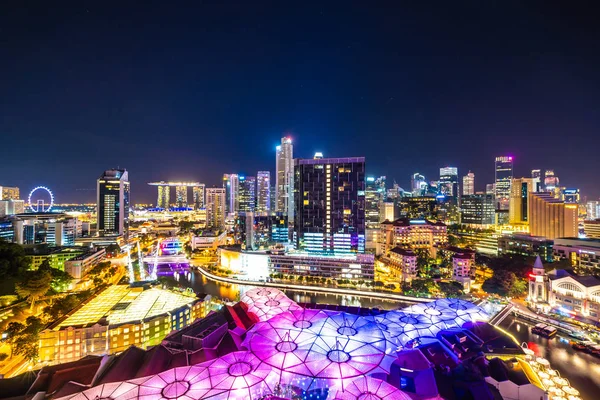 Singapur şehir manzarası dış twilight ve gece zaman bina güzel mimari