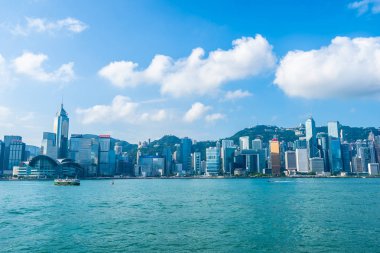 Hong kong şehir manzarası ile mavi gökyüzü arka plan dış cityscape bina güzel mimari