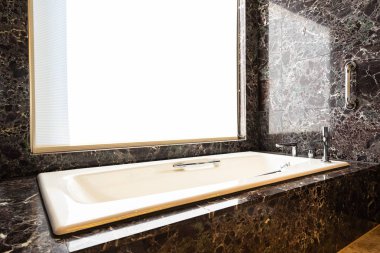 Güzel lüks beyaz küvet relax and spa banyo iç için