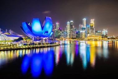 Gökdelen marina defne Singapur City çevresinde bina güzel mimari