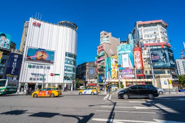 Taipei, Tayvan 30 Kasım 2018: Ximending piyasasıdır alışveriş yeni moda ve yiyecek bir şeyler bulmak için popüler bir yer Taipei