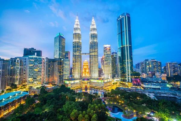 Belle Architecture Bâtiment Extérieur Ville Kuala Lumpur Skyline Nuit — Photo