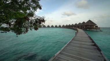 Güzel dalgalı denizin sakin görüntüleri.