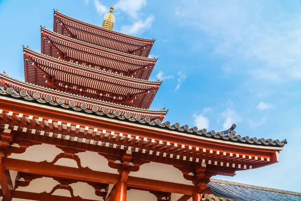 Hermoso edificio de arquitectura sensoji templo es el famoso pla —  Fotos de Stock