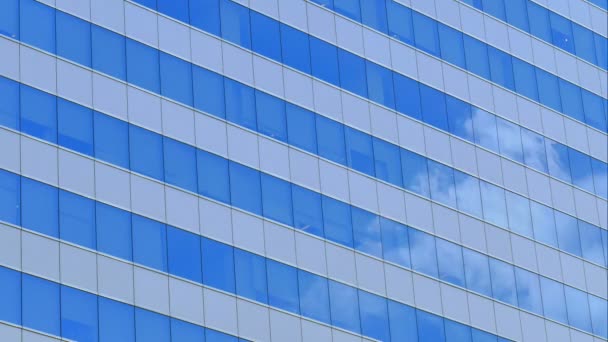 Imágenes Del Hermoso Cielo Con Nubes Movimiento Reflexión Las Ventanas — Vídeo de stock