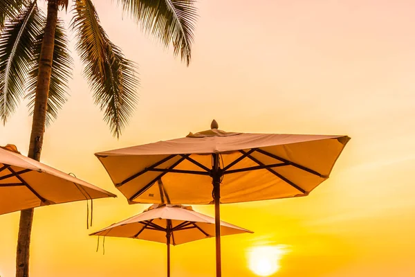 Umbrella Deck Chair Beautiful Beach Sea Sunrise Time Travel Vacation — Stock Photo, Image