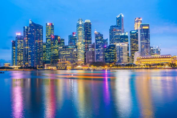 Singapura - 18 de janeiro de 2019: Bela arquitetura edifício landma — Fotografia de Stock