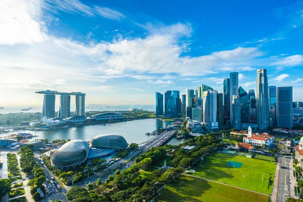 Bela arquitetura edifício paisagem urbana exterior em Singapura — Fotografia de Stock