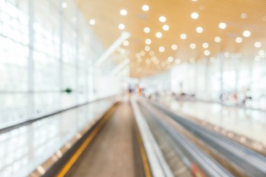 Soyut bulanıklık ve Havaalanı yolcu trans için terminal defocused