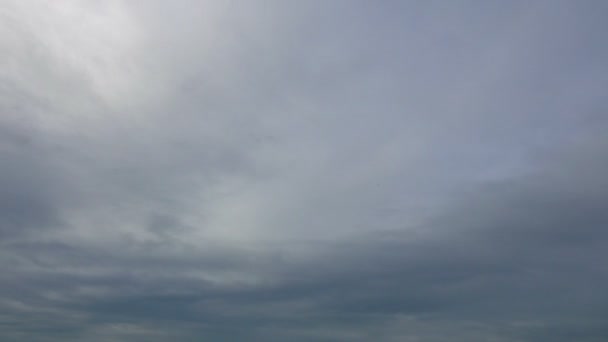 Πλάνα Από Θυελλώδη Ουρανό Κινούμενα Σύννεφα Αντίγραφο Χώρο — Αρχείο Βίντεο