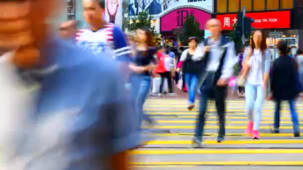 现代亚洲城市拥挤街道的镜头 — 图库视频影像