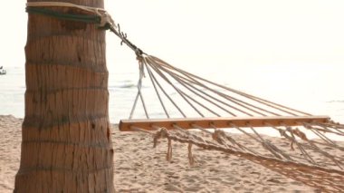 Güzel dalgalı denizin sakin görüntüleri.