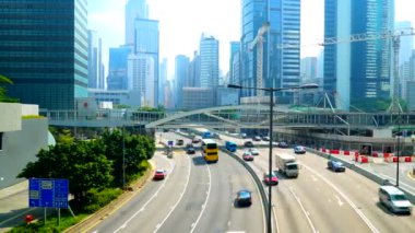 Asya şehrinde yol trafiğinin doğal zaman atlamalı görüntüleri