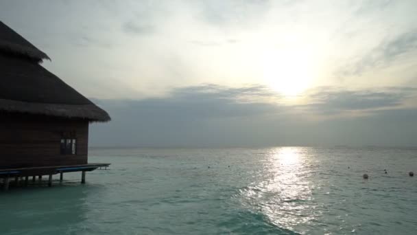 Spokojny Nagranie Piękne Morze Faliste Zachód Słońca — Wideo stockowe