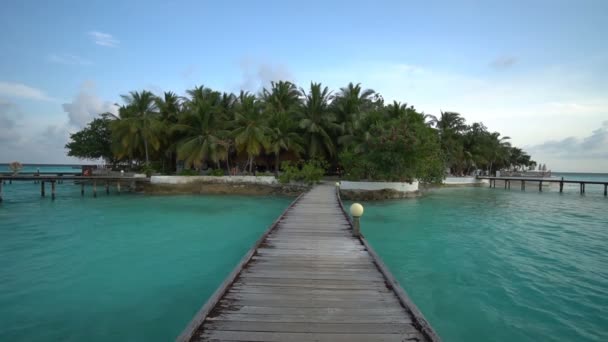 Imágenes Tranquilas Hermoso Mar Ondulado — Vídeo de stock