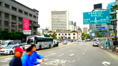 Asya şehrinde yol trafiğinin doğal zaman atlamalı görüntüleri