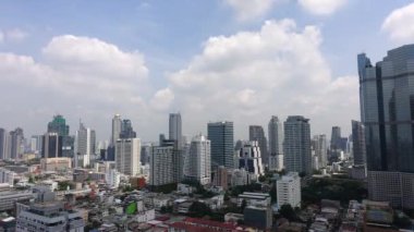 Asya şehrinde modern binaların doğal görüntüleri