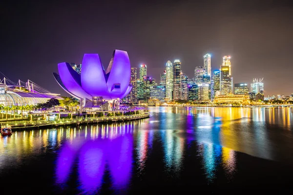 Gökdelen marina defne Singapur City çevresinde bina güzel mimari