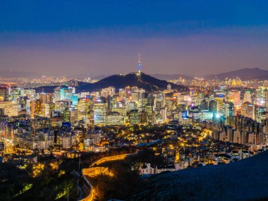 Bina Cityscape Kulesi Seoul City Güney Kore ile güzel mimari