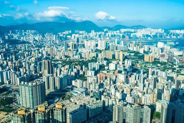 Gyönyörű építészeti épület külső városképet gazdagító épületnek szánták Hongkong — Stock Fotó