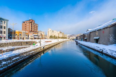 Güzel manzara ve kışın Otaru kanal Nehri'nin cityscape