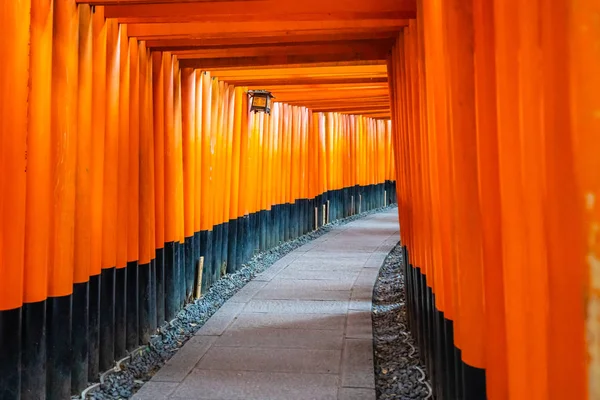 Beautiful fushimi inari shrine temple in Kyoto — Stock Photo, Image