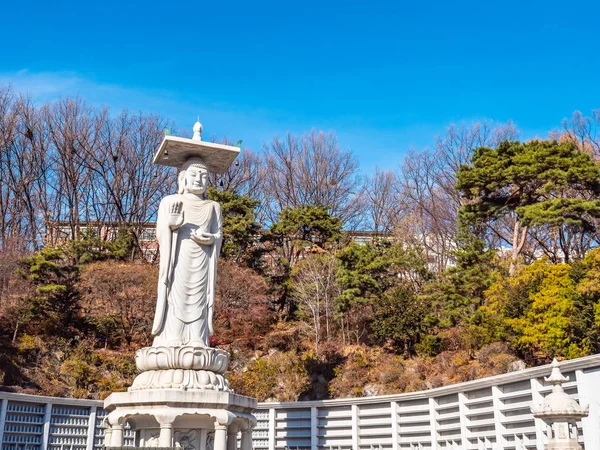 Krásný buddhismus socha v Bongeunsa Temple — Stock fotografie