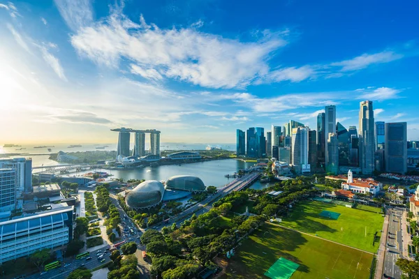 美丽的建筑建筑在新加坡的城市景观 — 图库照片