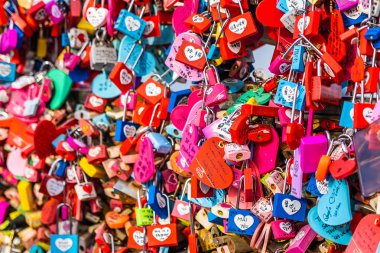Seoul, Güney Kore 6 Aralık 2018: aşk anahtar namsan Dağı'nda