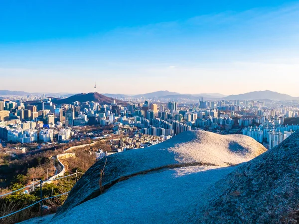 Hermoso Edificio Arquitectura Paisaje Urbano Con Torre Ciudad Seúl Corea — Foto de Stock