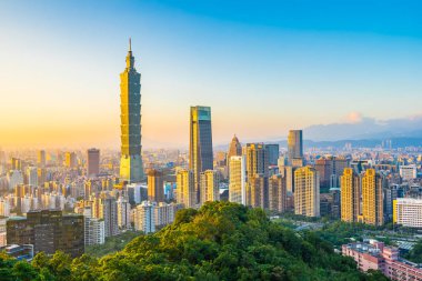 Güzel manzara ve cityscape taipei 101 bina ve günbatımı zaman şehir manzarası Tayvan mimarisinde